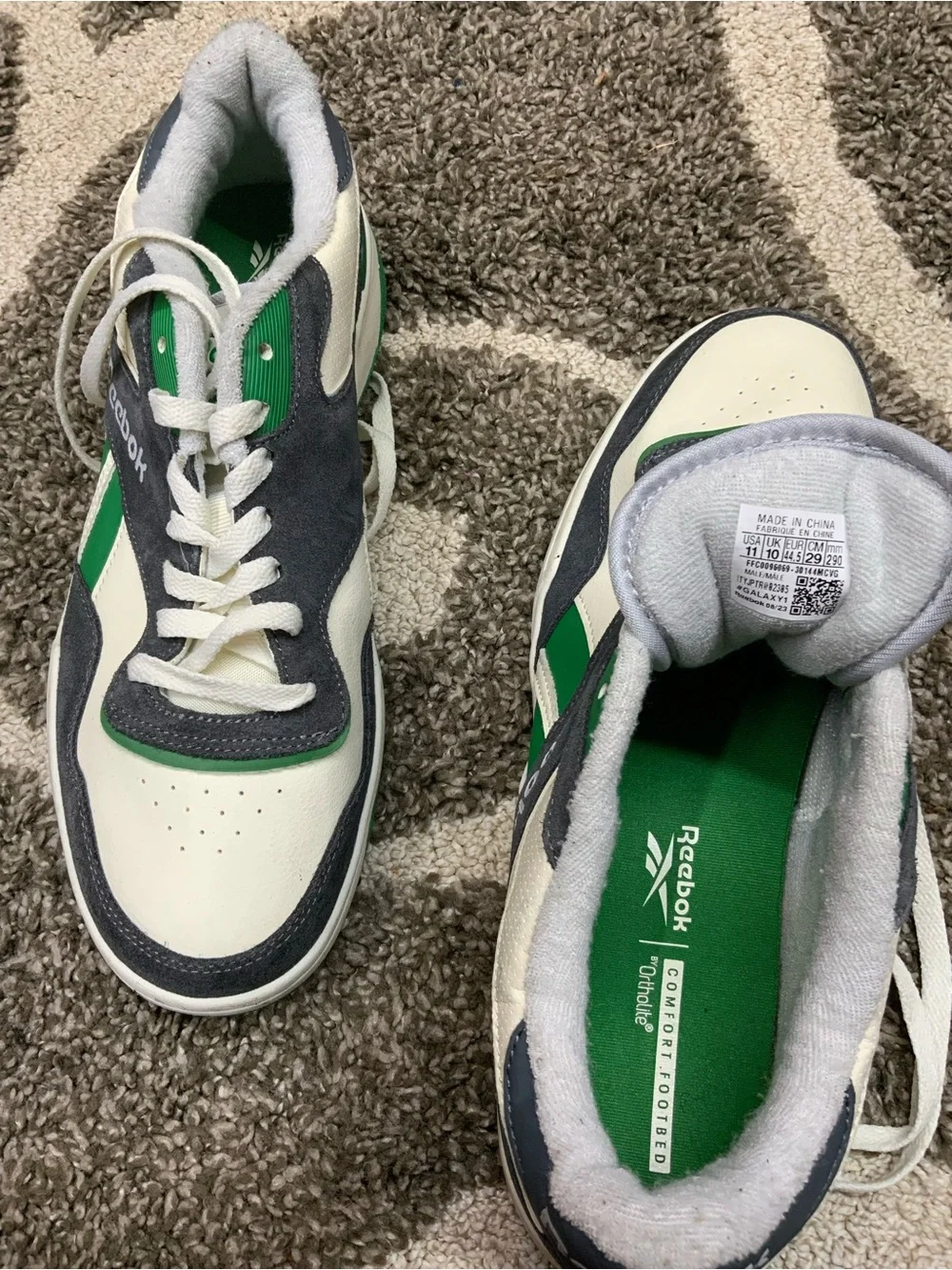 Reebok Milemale Sneakers – Men’s Size 11 – White/Gray/Green
